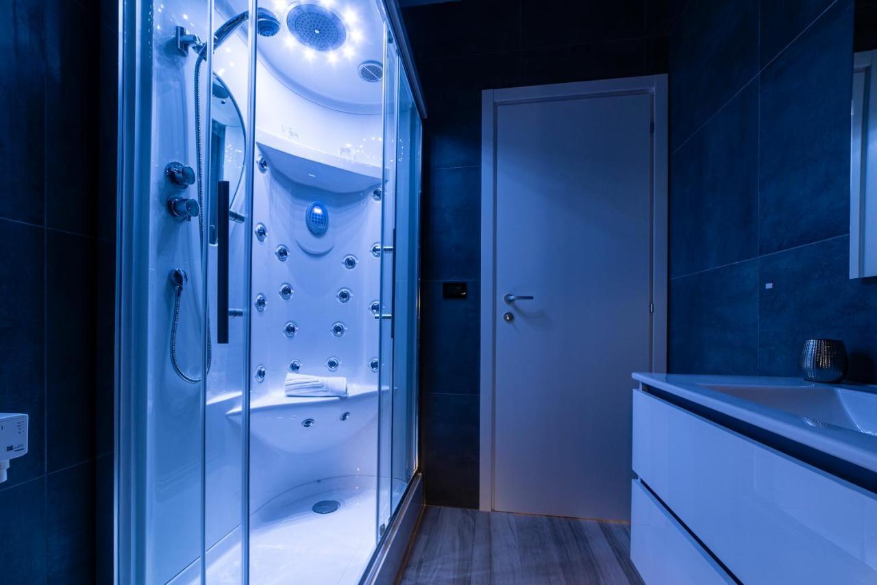 Fashion Apartment Silver Bologna Exteriör bild