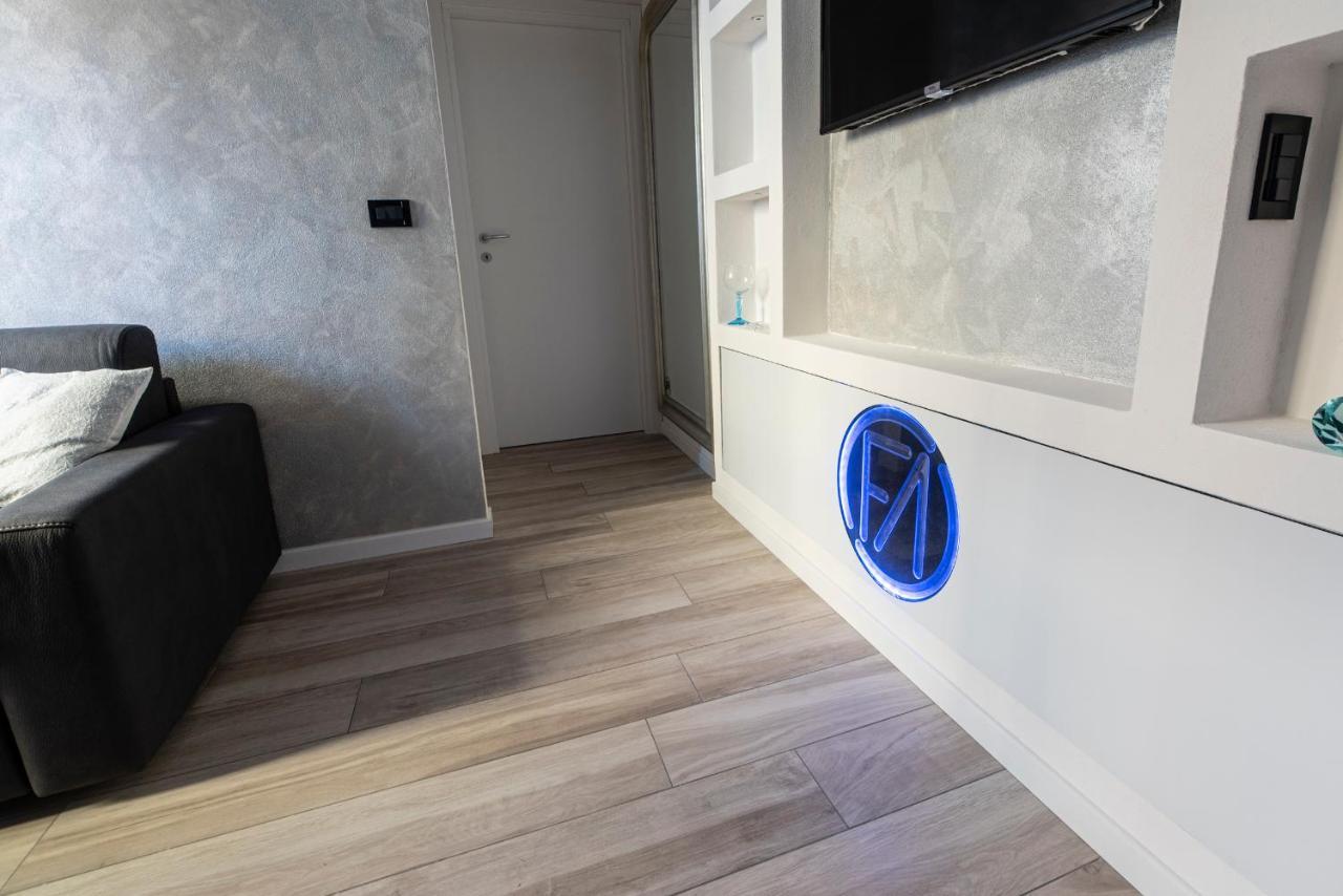 Fashion Apartment Silver Bologna Exteriör bild